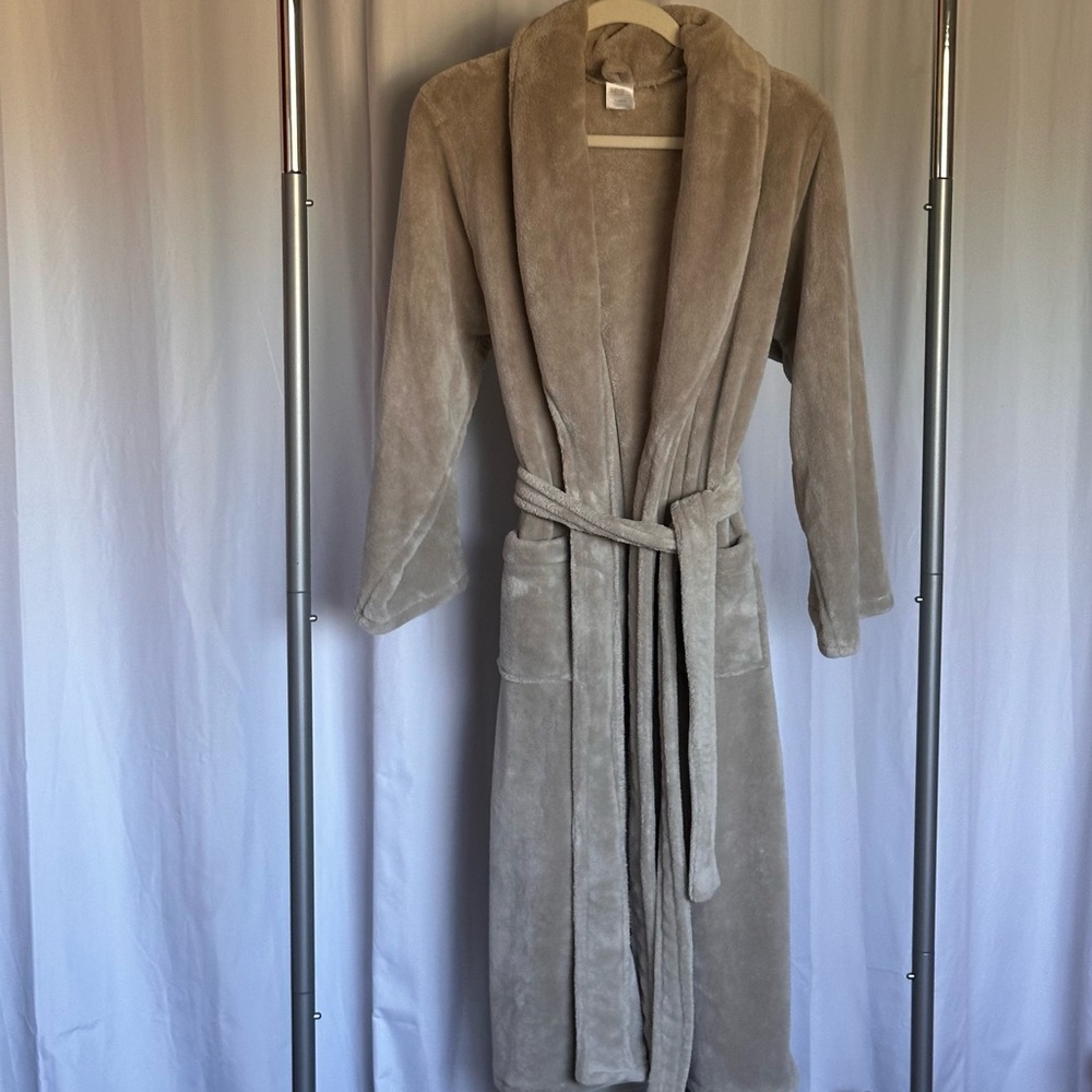 Brookstone Spa Tan Robe - Picture 1 of 10